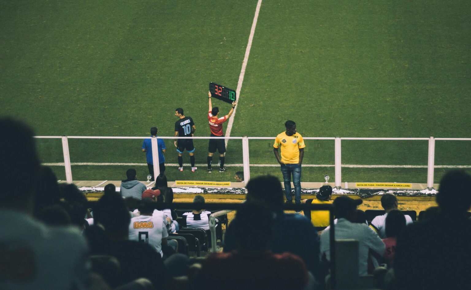 VIPBOX: Your Guide to Live Sports Streaming Legality & Safety