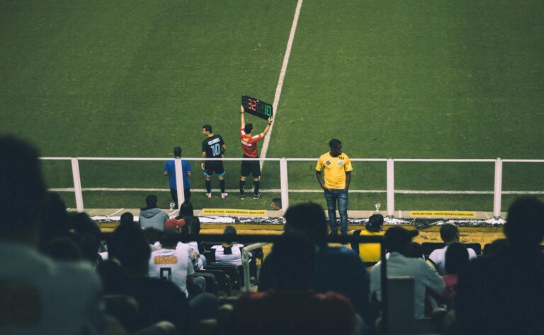 VIPBOX: Your Guide to Live Sports Streaming Legality & Safety